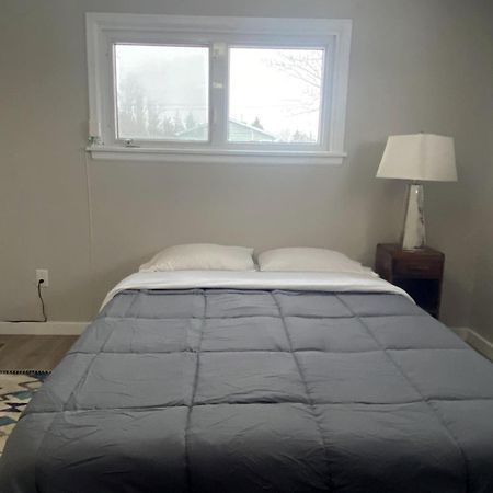 Private Room Lakeview House- Westmount Moncton Buitenkant foto